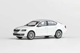 Skoda  - Octavia III 2012 white - 1:43 - Abrex - 143AB-026E - ab143AB-026E | Toms Modelautos