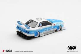 Nissan  - Skyline GTR (R32) 2026 white/blue - 1:64 - Mini GT - MGT01238-BL - MGT01238-BL | Toms Modelautos