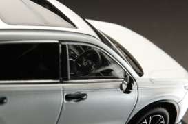 Honda  - CR-V 2025 white - 1:43 - Hobby Japan - HJ431012W - HJ431012W | Toms Modelautos