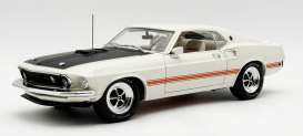 Ford  - Mustang 428 Cobra Jet 1969 white - 1:18 - Acme Diecast - 1801896 - acme1801896 | Toms Modelautos