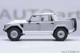 Lamborghini  - LM002 silver - 1:18 - AutoArt - 74553 - autoart74553 | Toms Modelautos