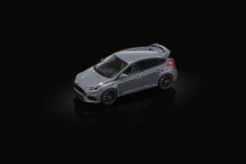 Ford  - Focus RS 2018 gray - 1:64 - SunStar - 60068 - sun60068 | Toms Modelautos