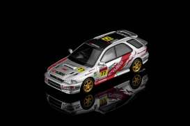 Subaru  - Impreza Wagon WRX STi Ver VI silver/red - 1:64 - Motorhelix - M67109 - MH67109 | Toms Modelautos