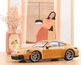 Porsche  - 911 GT3 2025 Bahama Yellow - 1:18 - Norev - 187003 - nor187003 | Toms Modelautos