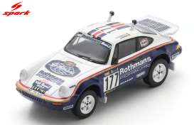 Porsche  - 953 1984 white/blue - 1:64 - Spark - 64S242 - spa64S242 | Toms Modelautos