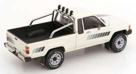 Toyota  - Hilux white - 1:18 - KK - Scale - KKDC181564 - KKDC181564 | Toms Modelautos