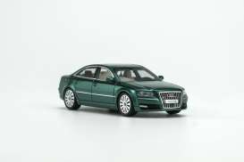 Audi  - A8 (D3) 2008 green - 1:64 - Motorhelix - M68108 - MH68108 | Toms Modelautos