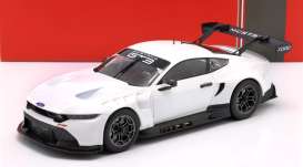 Ford  - Mustang 2024 white - 1:18 - IXO Models - LEGTMUS-LM24WHT - ixoLEGTMUS-LM24WHT | Toms Modelautos