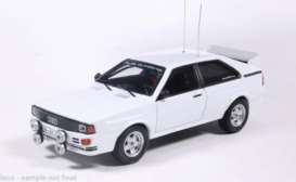 Audi  - quattro 1982 white - 1:43 - IXO Models - 1009804 - ixoCLC684 | Toms Modelautos